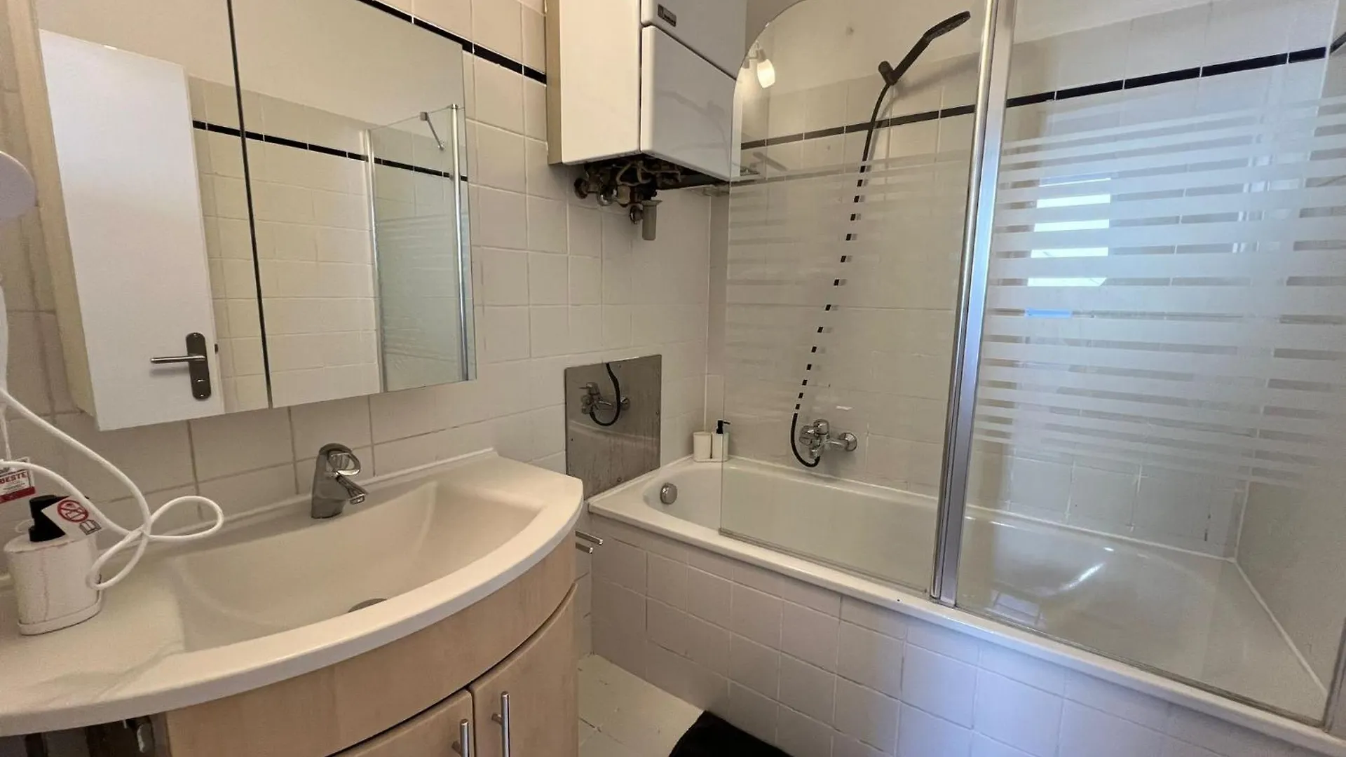 Apartman Elegant 2+ 1 Bedroom Apt At Vienna'S Vibrant 3. District Ausztria