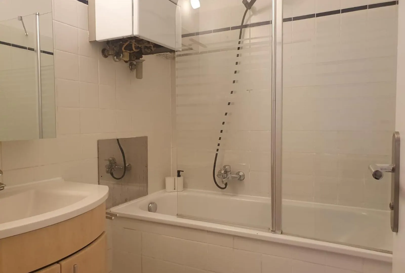 Elegant 2+ 1 Bedroom Apt At Vienna'S Vibrant 3. District Apartman